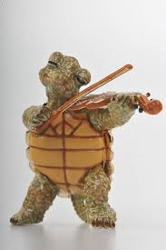 turtle playing violin.png